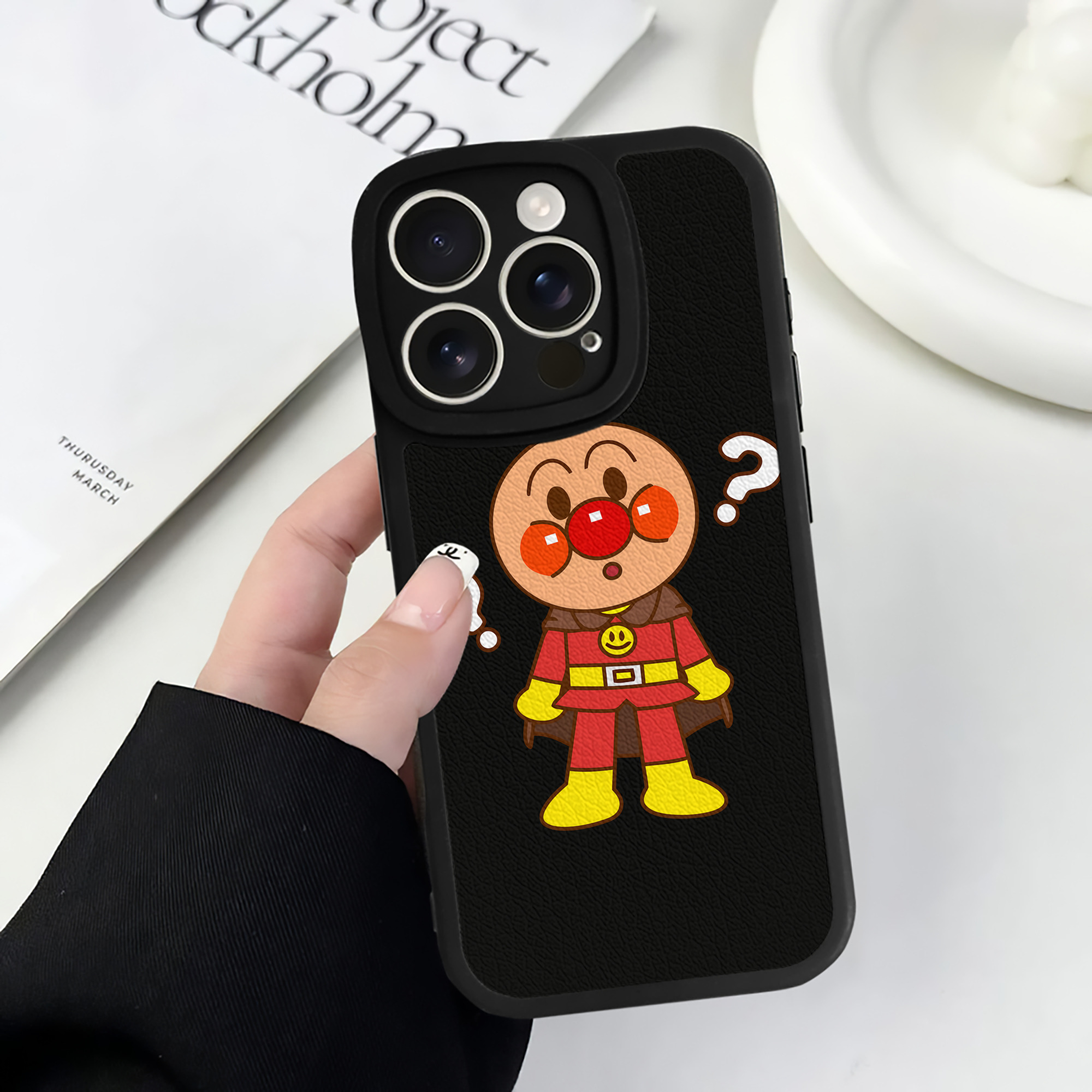 （画像用） アンパンマン Anpanman 【iPhone 16シリーズ対応】シリコンスマホケース（レザー調） 材質：シリコン